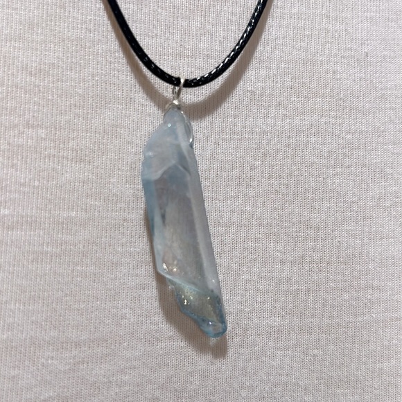AQUA ANGEL AURA QUARTZ PENDANT REIKI ACTIVATED NECKLACE - Picture 1 of 6